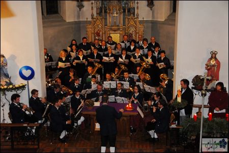 2008+12+08_2008+12+08+Adventfeier_5382a.JPG