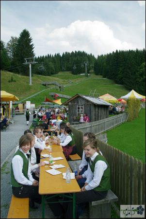 DBLB2318.JPG