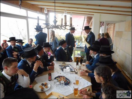 Maiblasen (57).JPG