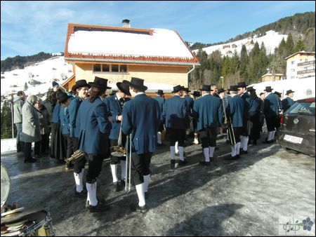 PIC18.JPG